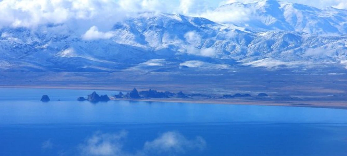 Pyramid Lake in November